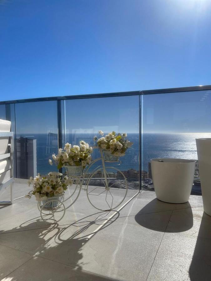 Sunset Waves Benidorm Julieta Vistas Al Mar Premium 200 Mt2 Con Jacuzzi En Terraza Leilighet Eksteriør bilde