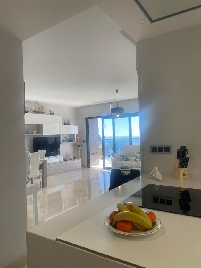 Sunset Waves Benidorm Julieta Vistas Al Mar Premium 200 Mt2 Con Jacuzzi En Terraza Leilighet Eksteriør bilde