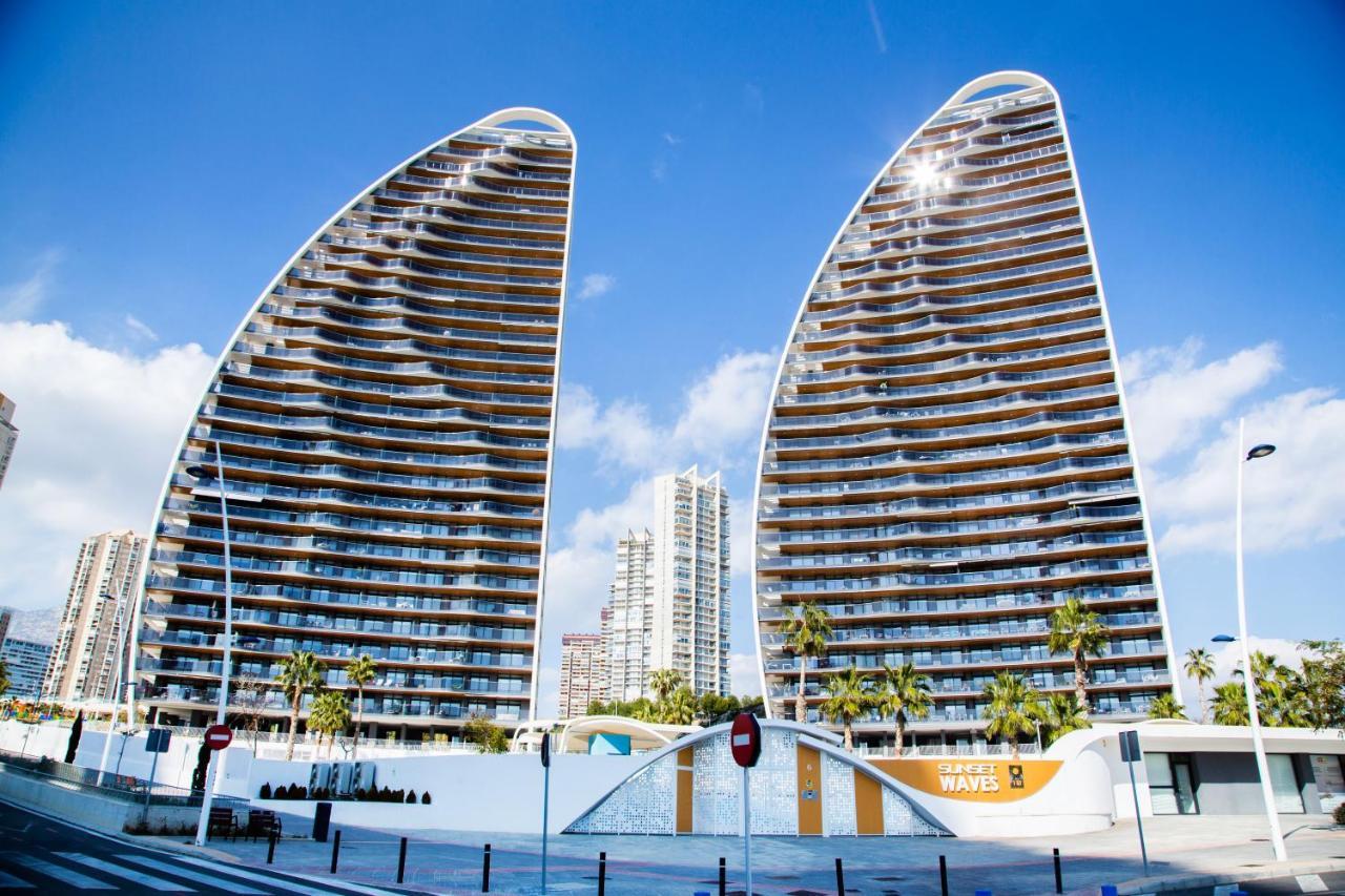 Sunset Waves Benidorm Julieta Vistas Al Mar Premium 200 Mt2 Con Jacuzzi En Terraza Leilighet Eksteriør bilde